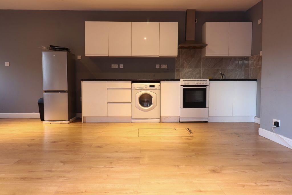 Property photo 3 of 4 Gallery