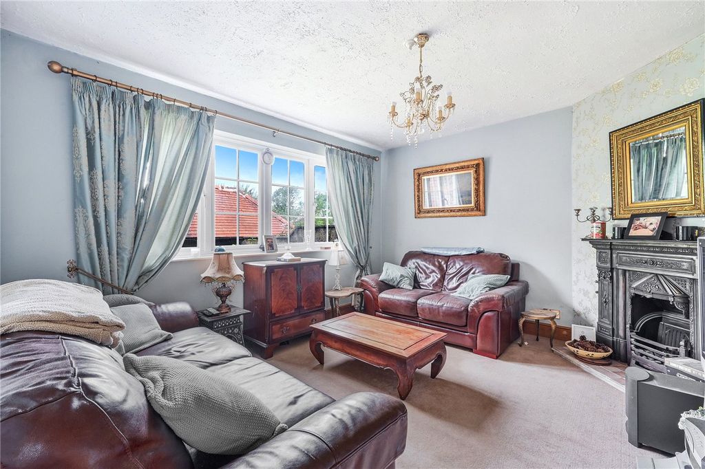 Property photo 3 of 28 Picture No. 04