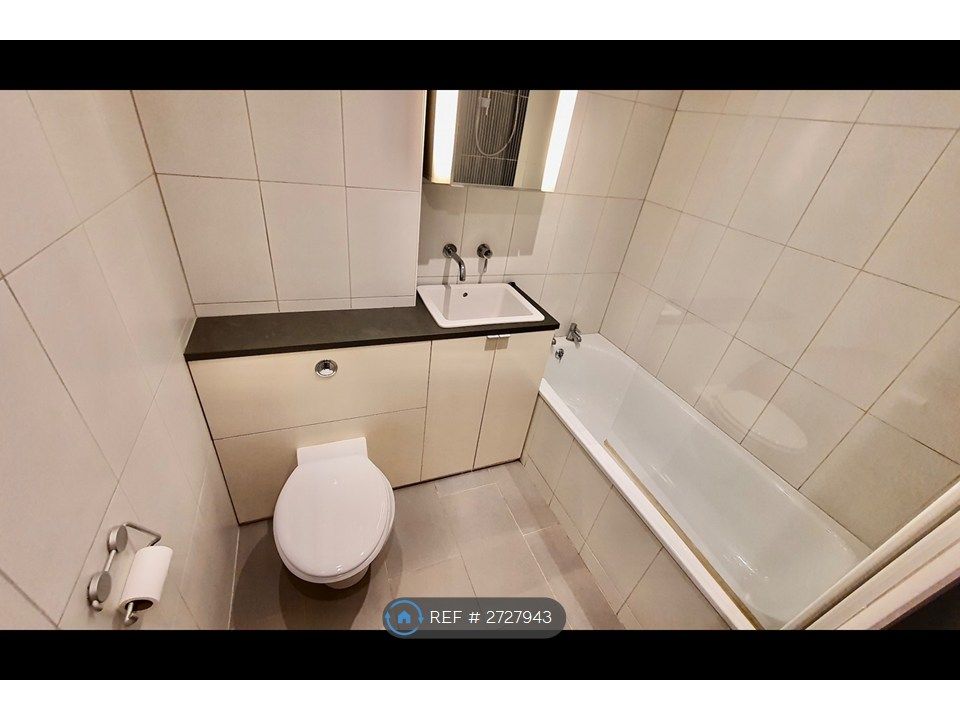 Property photo 2 of 15 Bathroom With Shower Over Bath