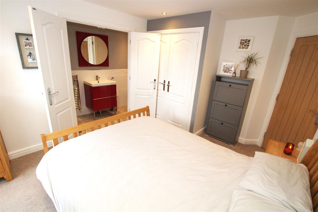 Property photo 3 of 21 Bedroom Rear Second Floor2.Jpg