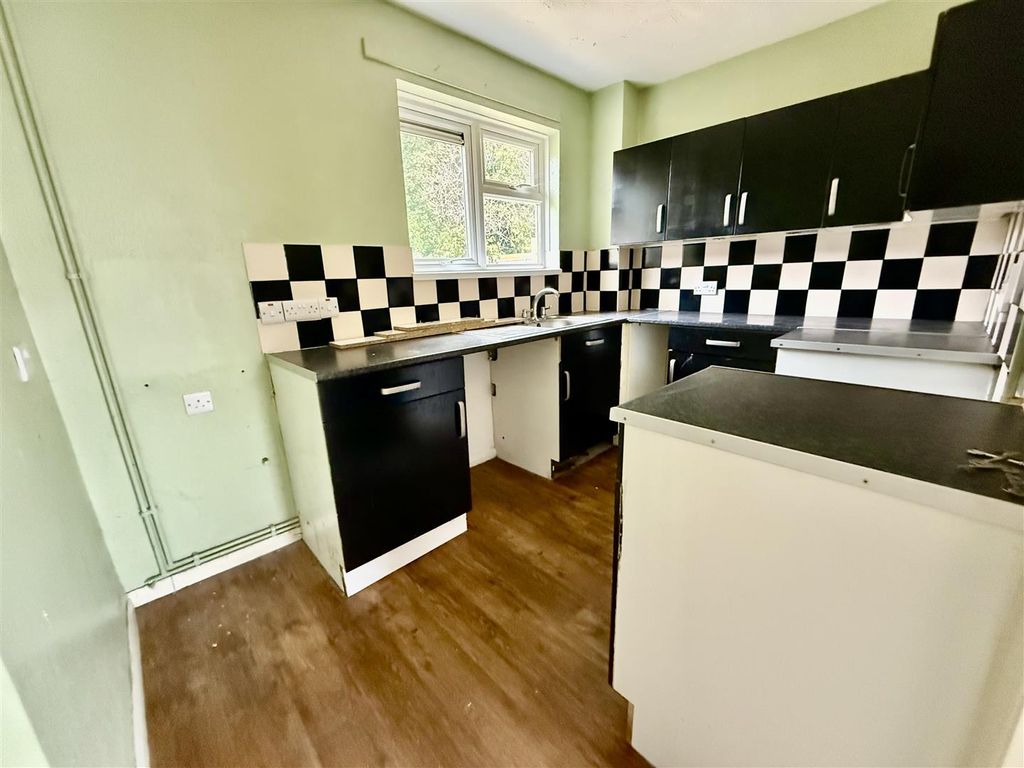 Property photo 3 of 8 Img_5516.Jpeg