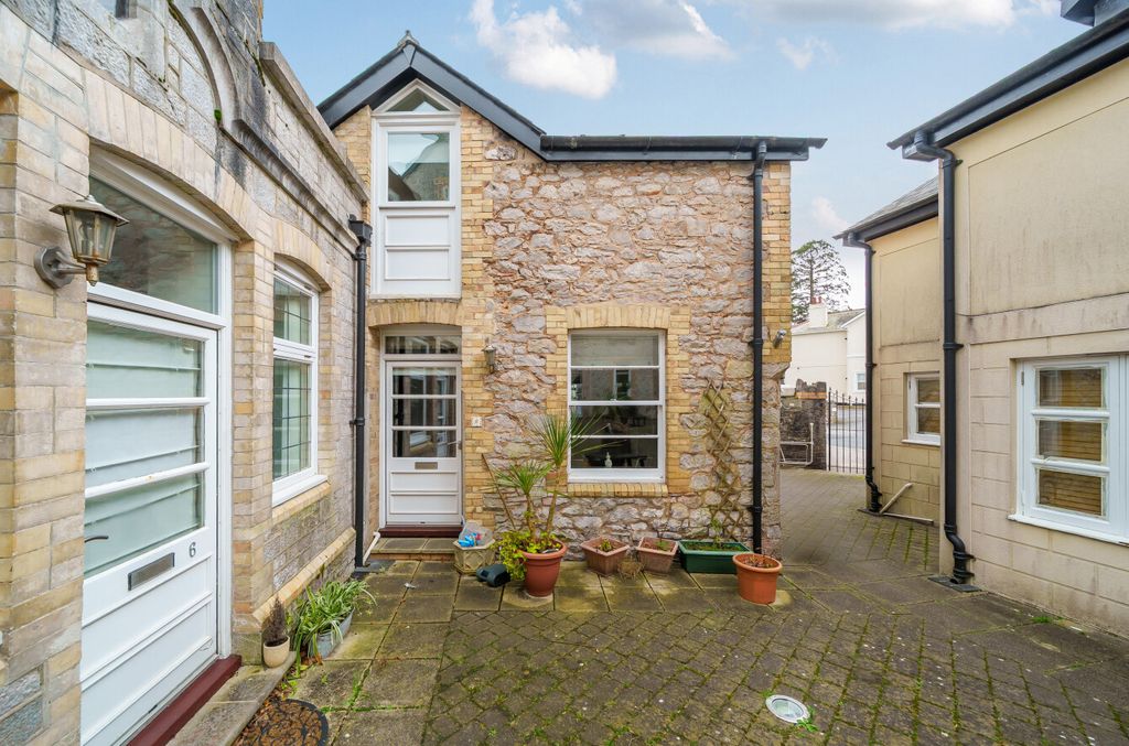 Property photo 1 of 15 1 - 1407954-2-69A07Ac...