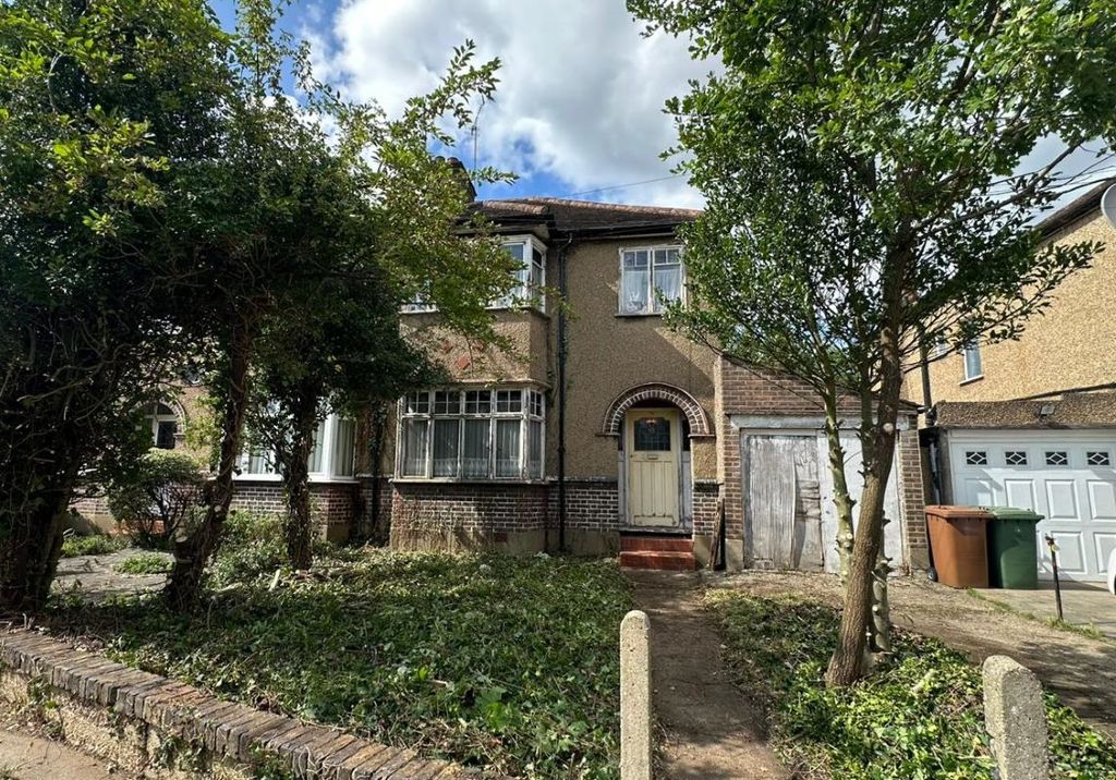 Property photo 1 of 31