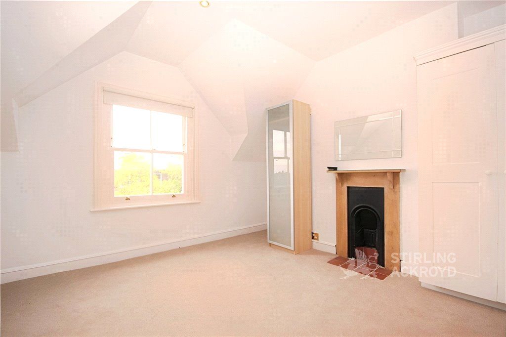 Property photo 3 of 6 Bedroom