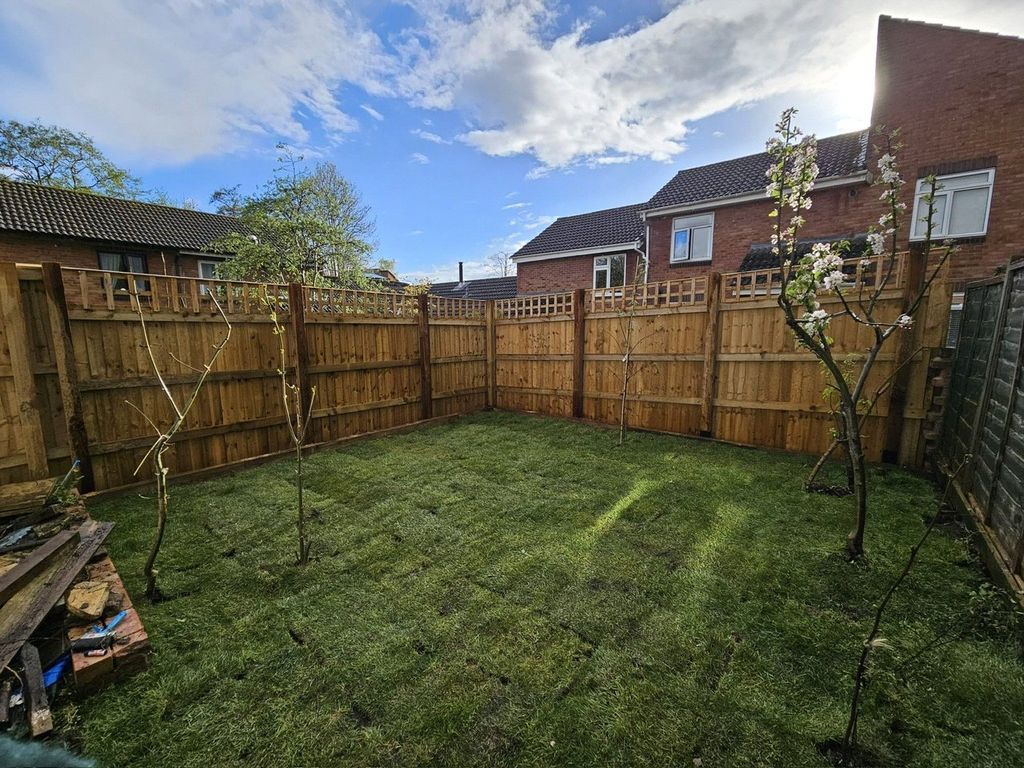Property photo 2 of 11 Picture No. 10