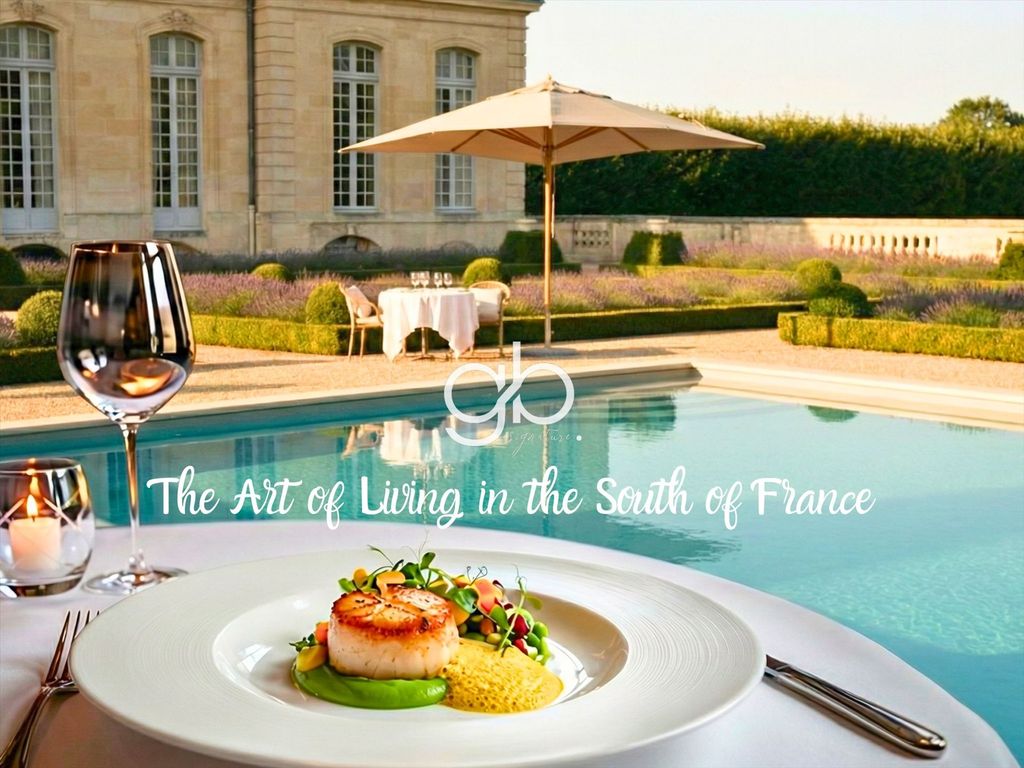 Property photo 1 of 3 Château Hotel 4 Stars - Prestige Hotelier Asset - South Of France