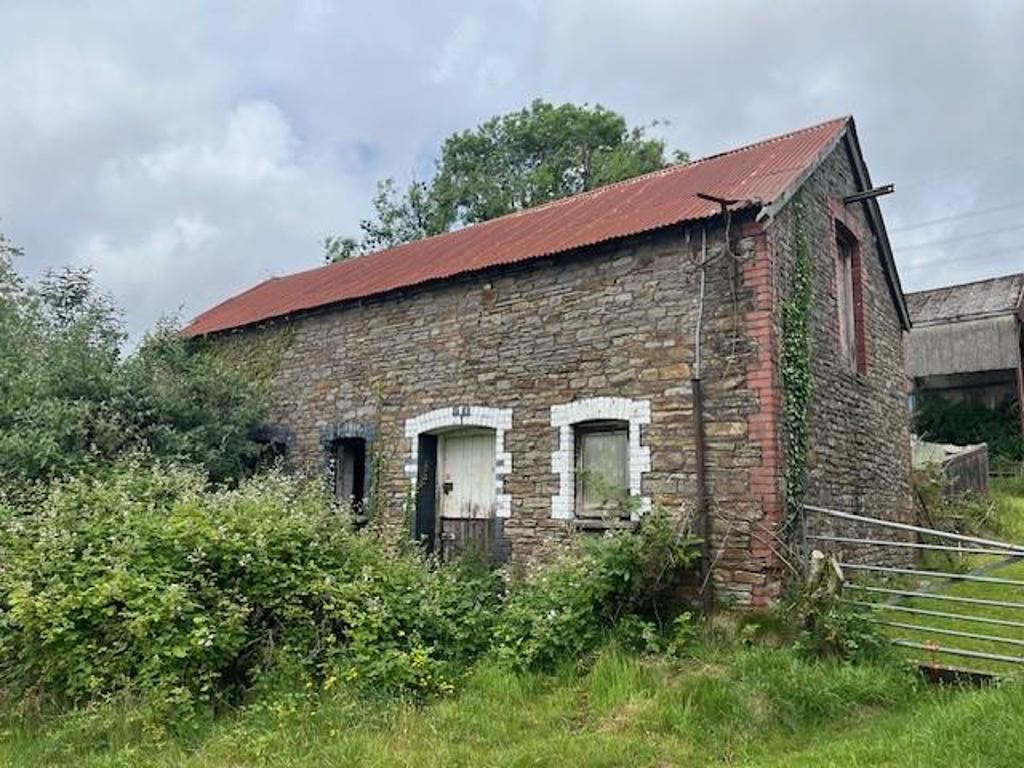 Property photo 2 of 8 Photo 1