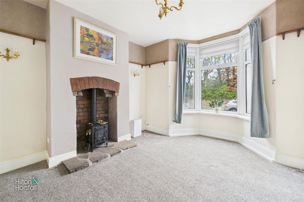 Property photo 2 of 10 Alexander Street