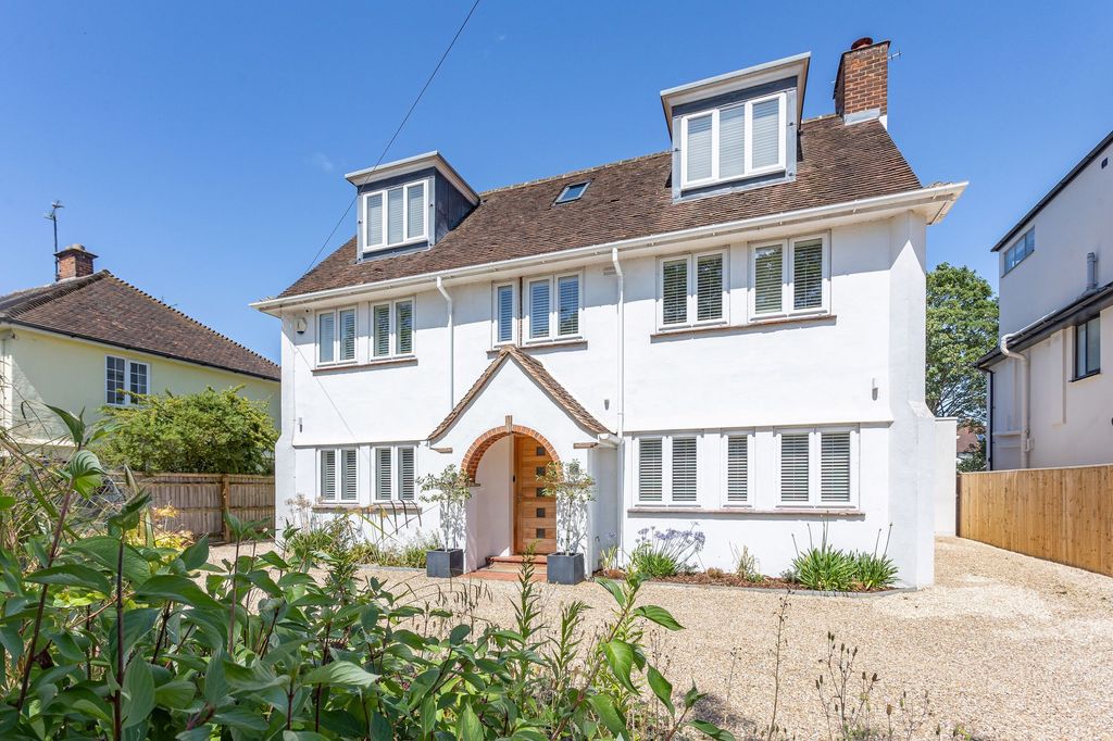 Property photo 1 of 17