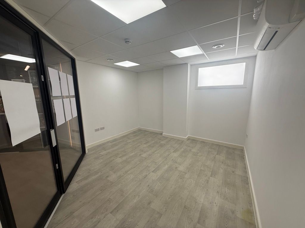 Property photo 1 of 4 Photo 2