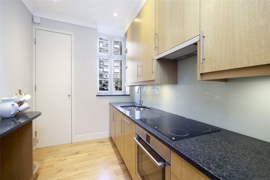 Property photo 3 of 7 Picture No. 09
