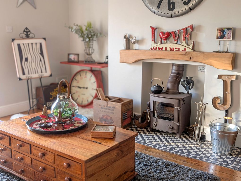 Property photo 2 of 16