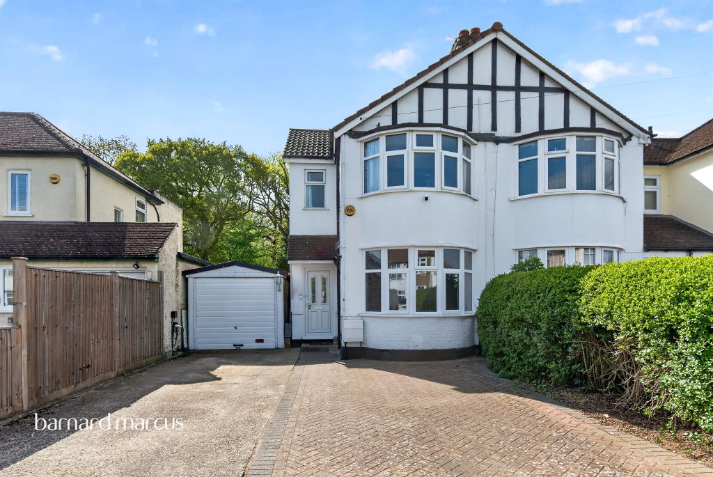 Property photo 1 of 17