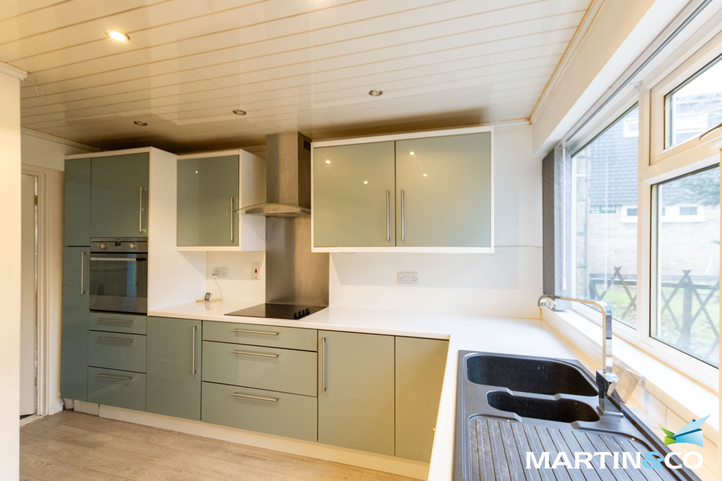 Property photo 3 of 12 Picture3