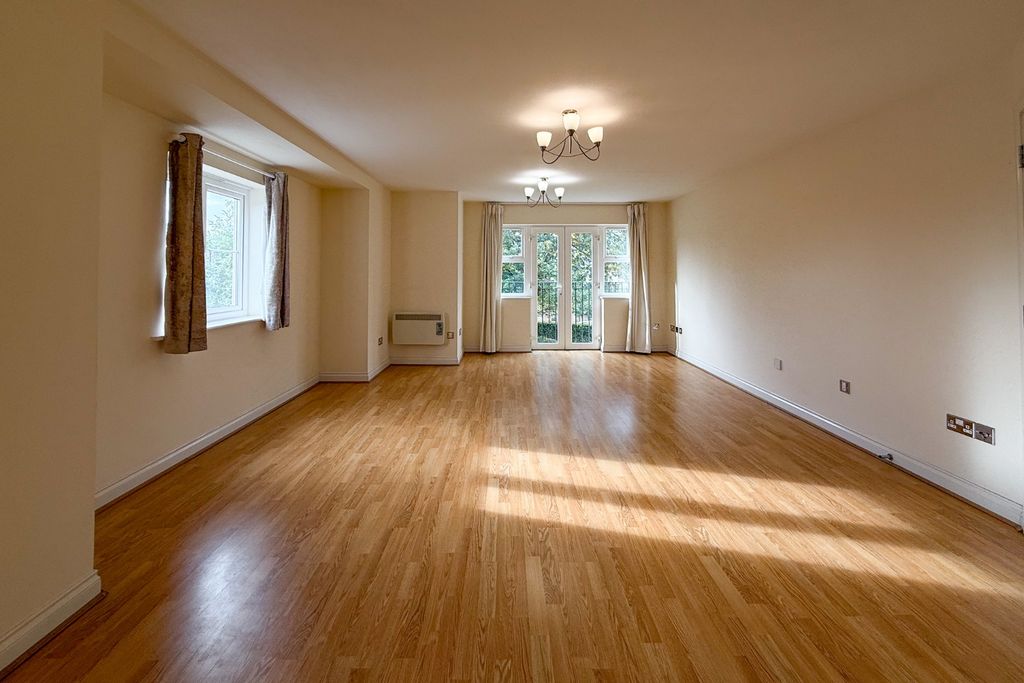 Property photo 3 of 14 4591747