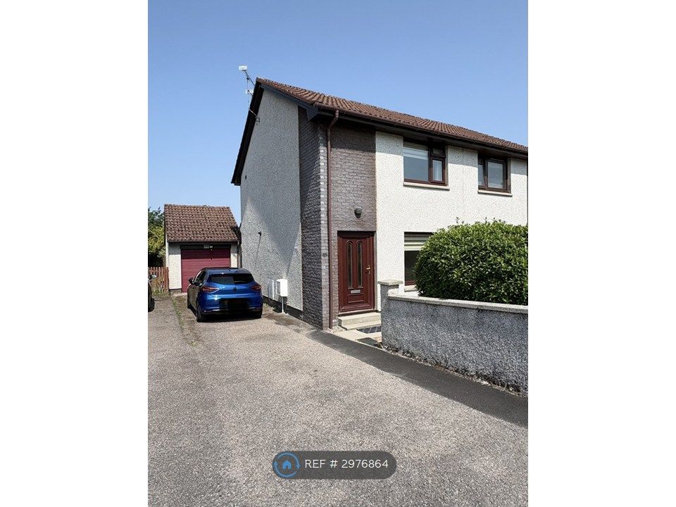 Property photo 1 of 10 Front