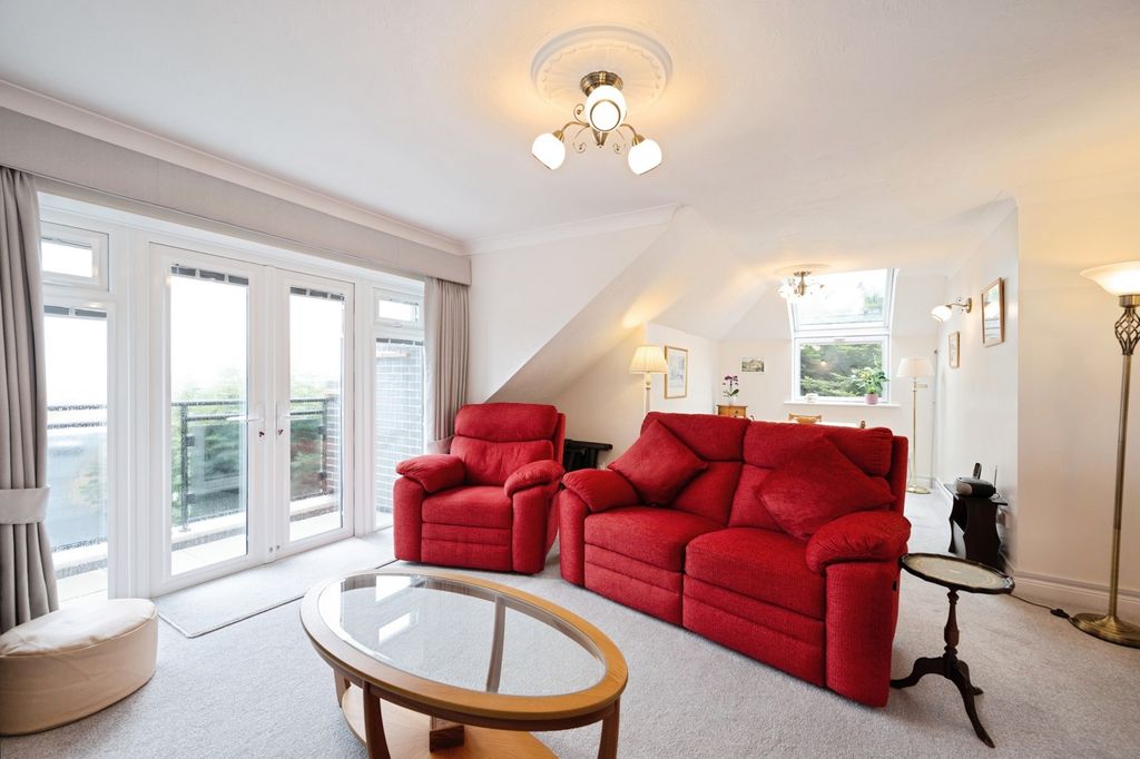 Property photo 3 of 19 Pbox-Img.Jpg