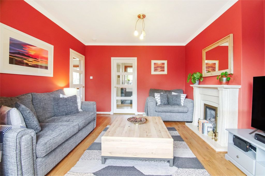 Property photo 3 of 18 Picture No. 03