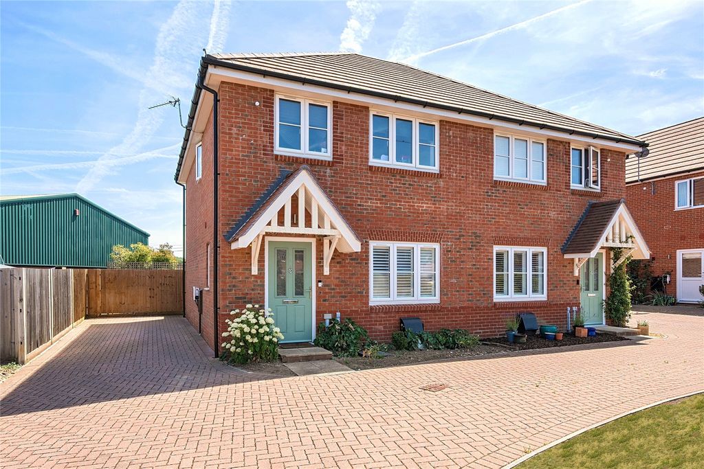 Property photo 1 of 14 Picture No. 27