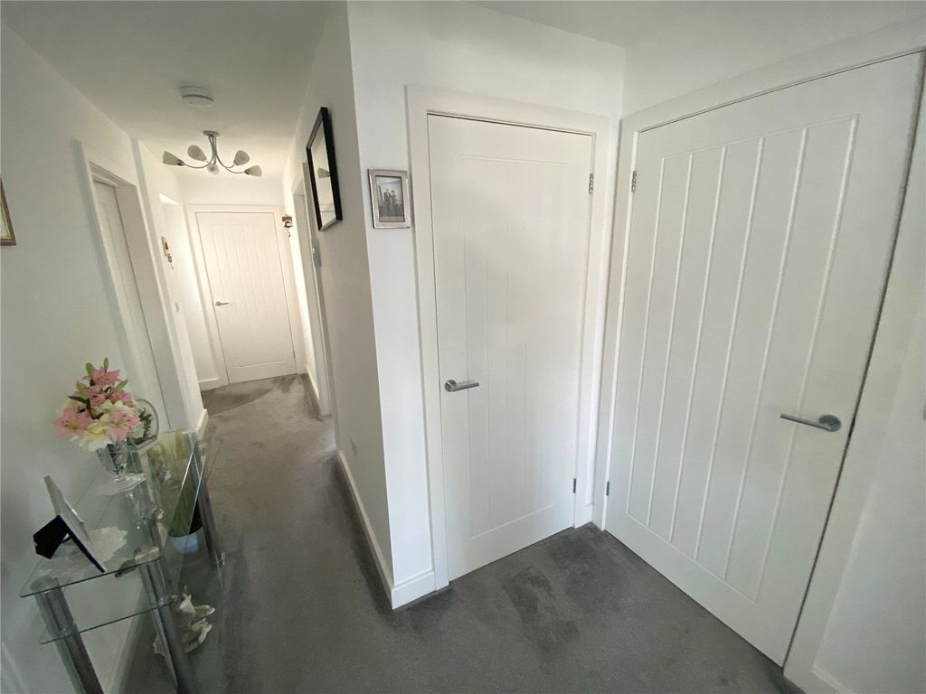 Property photo 2 of 15 Picture No. 36