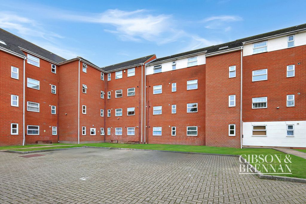 Property photo 1 of 14