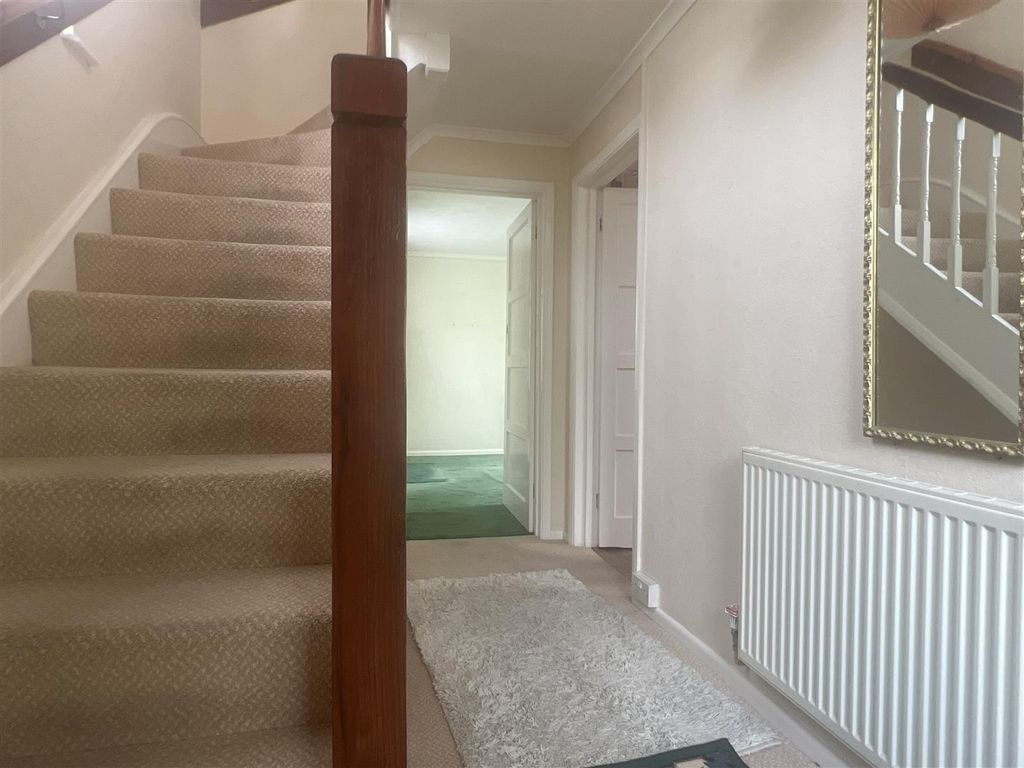 Property photo 3 of 24 Hallway