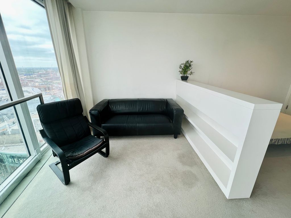 Property photo 3 of 7