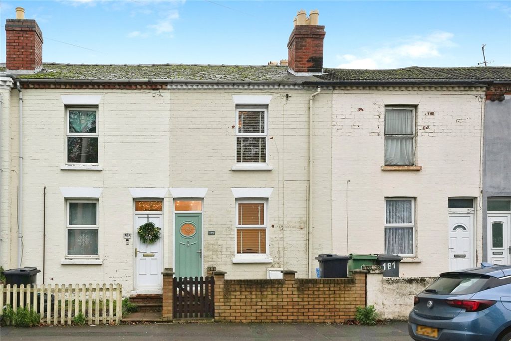 Property photo 1 of 17 Front