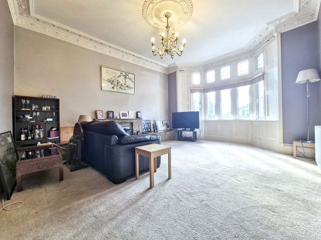 Property photo 2 of 34