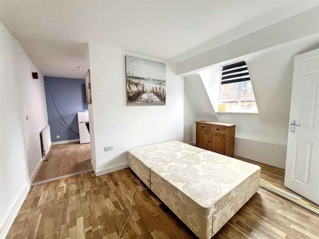 Property photo 2 of 6 Img_0723 (1).Jpg