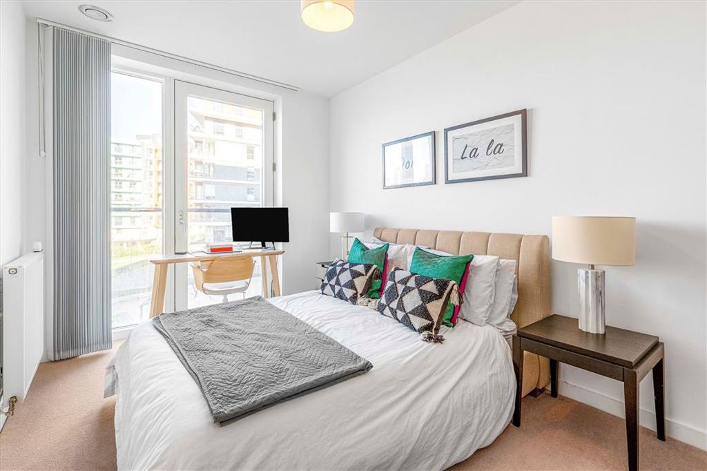 Property photo 3 of 8