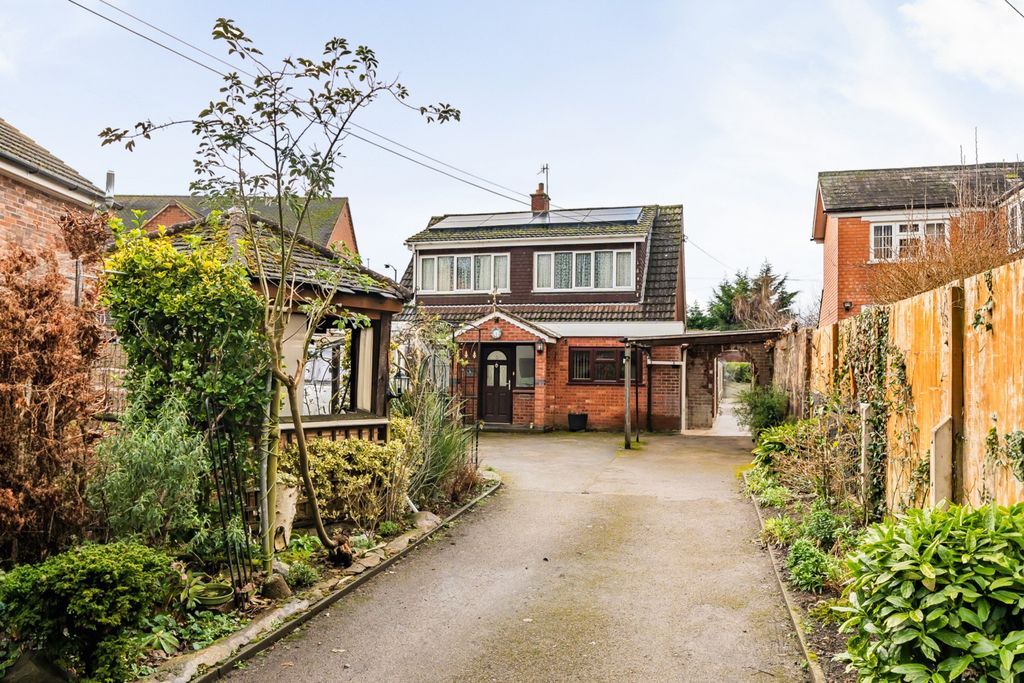 Property photo 1 of 16