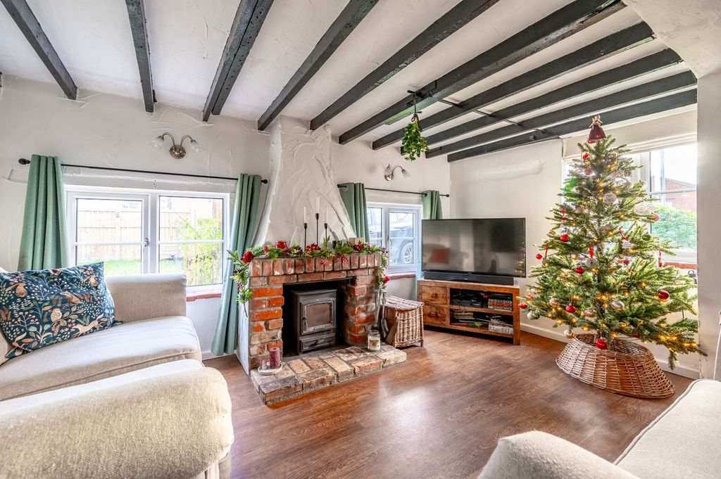 Property photo 2 of 19