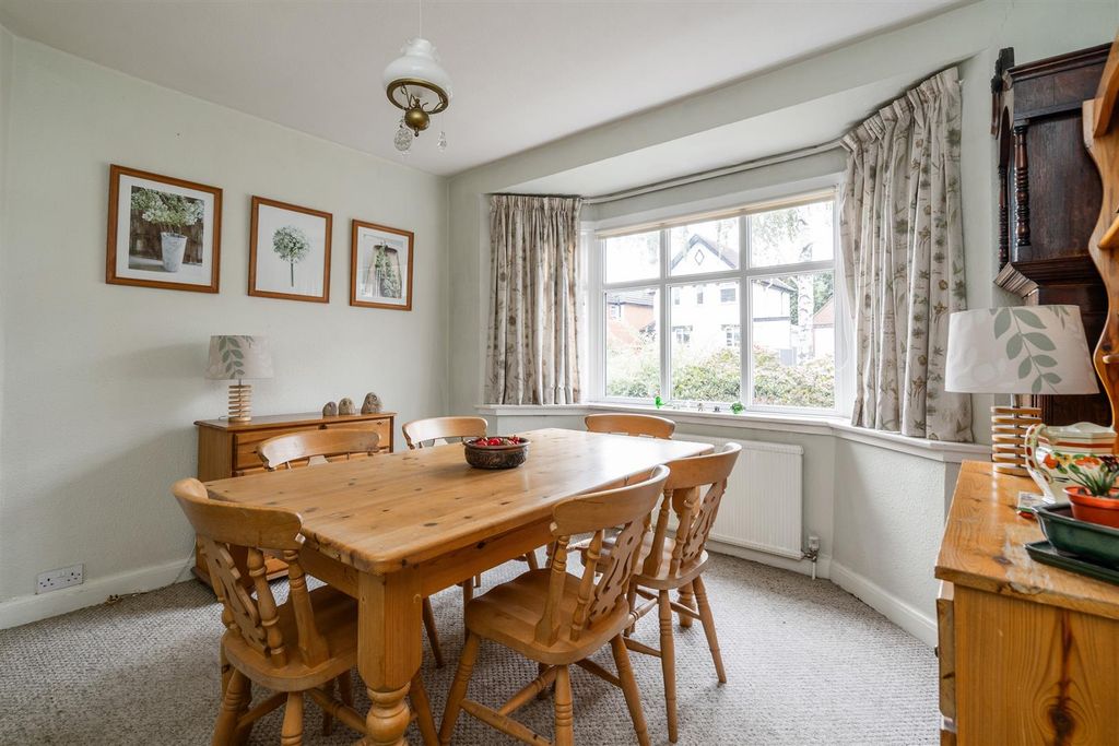 Property photo 3 of 11 213 Ulverley Green Road_8.Jpg