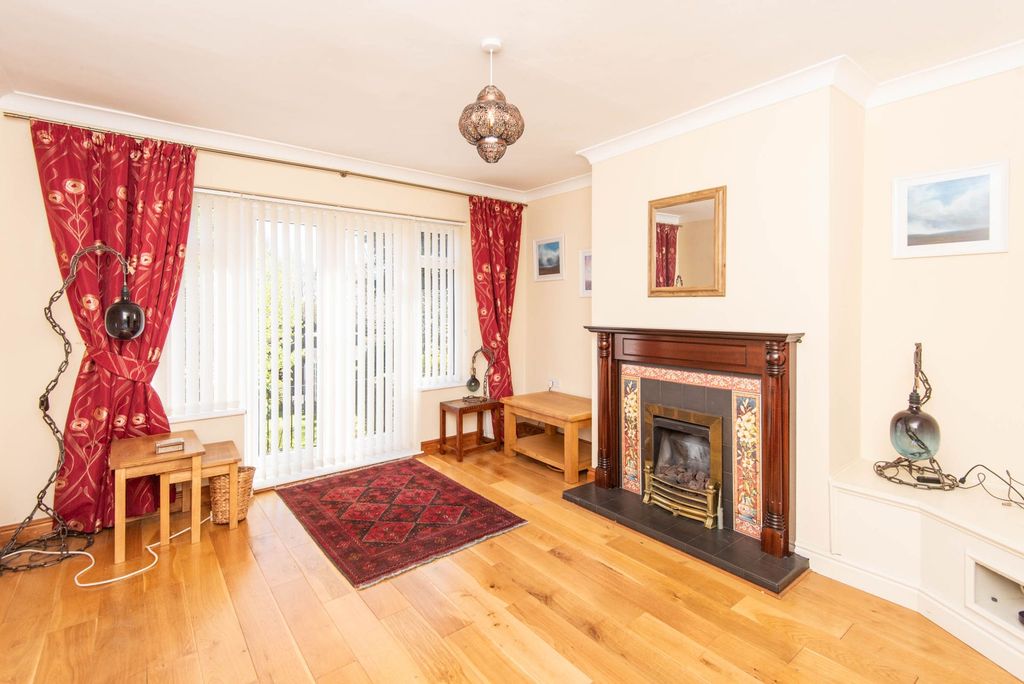 Property photo 3 of 22