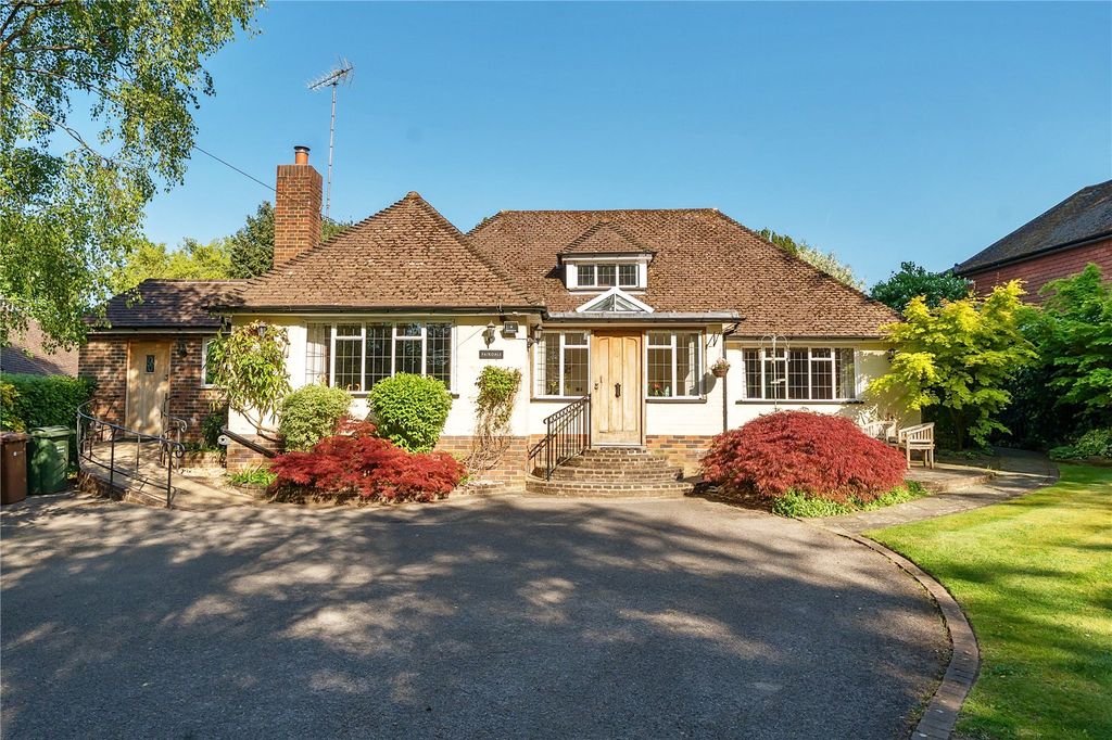 Property photo 1 of 18 Front Aspect