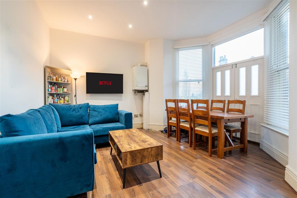 Property photo 1 of 13 _Ajh2762-Hdr.Jpg