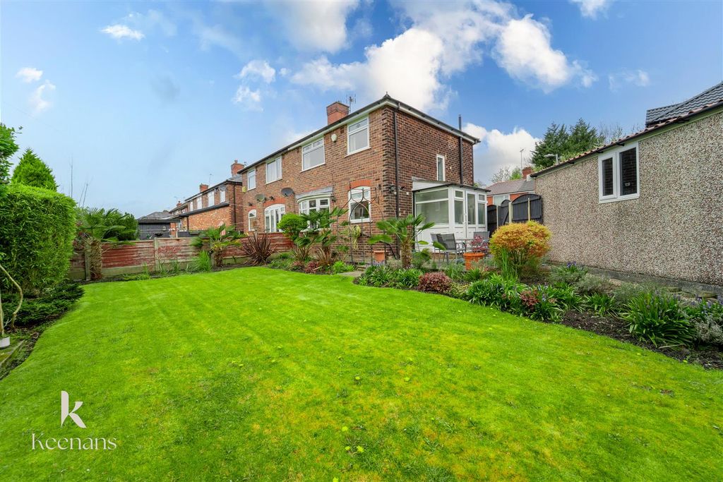 Property photo 3 of 22 0-40.Jpg