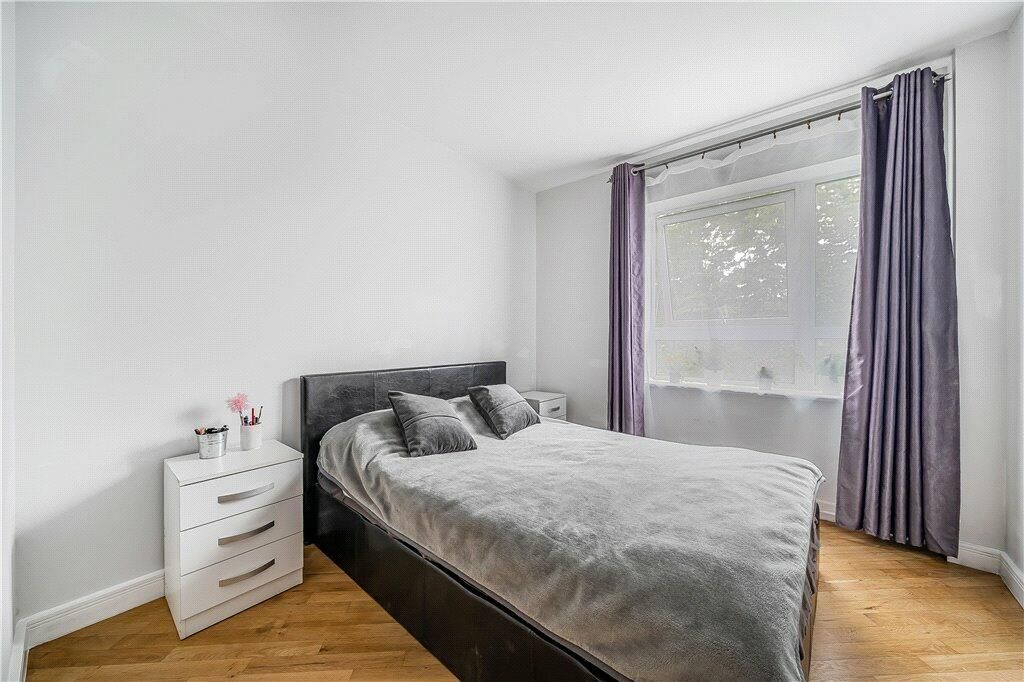 Property photo 2 of 11 270098_Lew241498_Img_07_0000