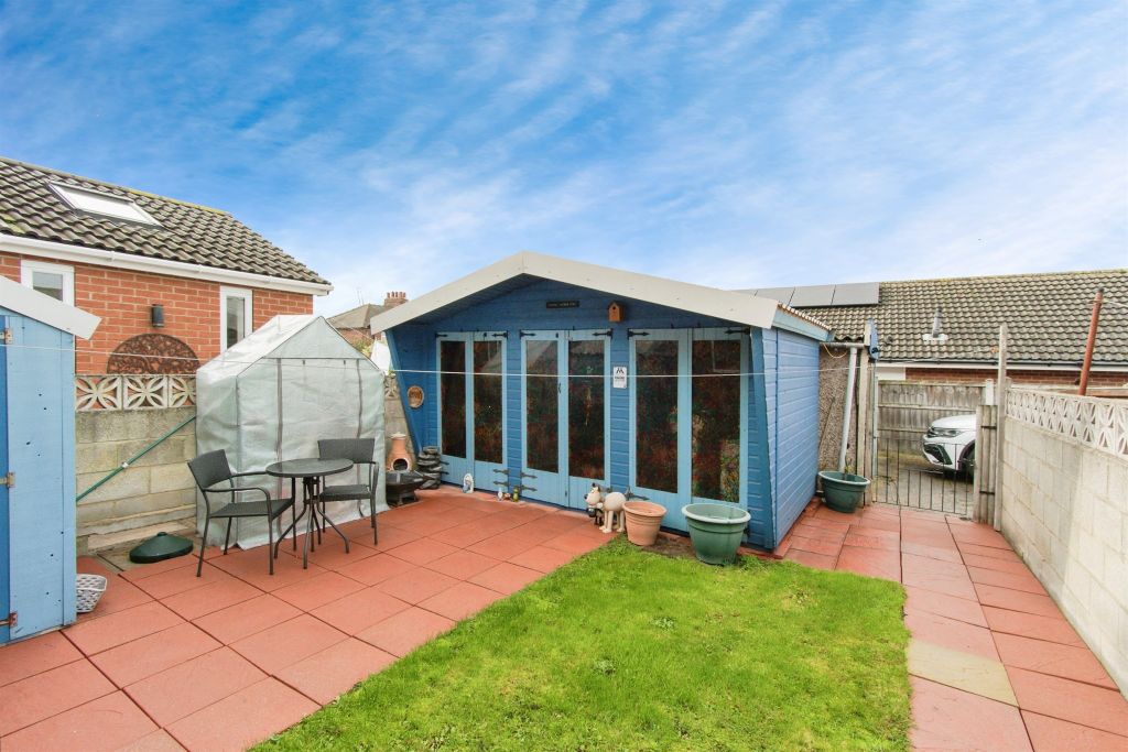 Property photo 3 of 16