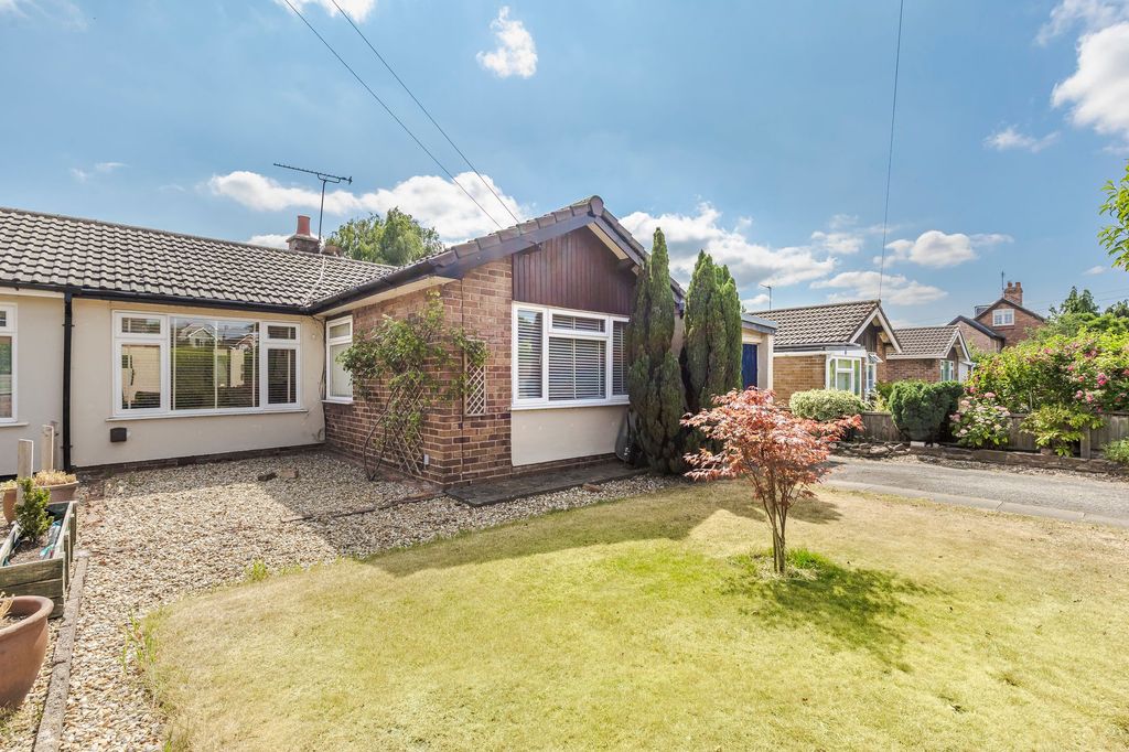 Property photo 2 of 17