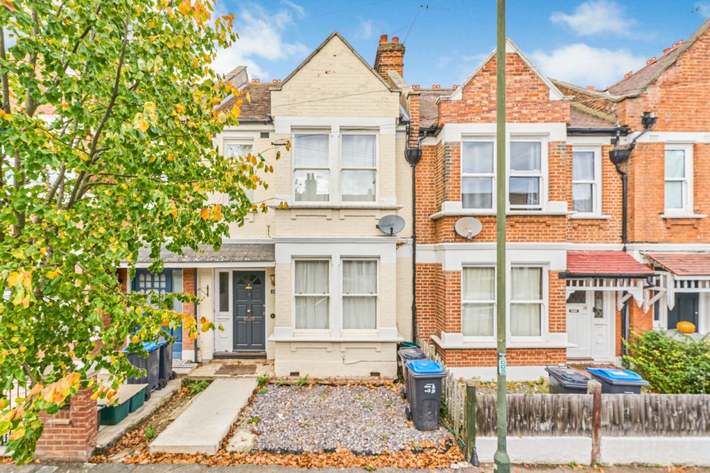 Property photo 1 of 17