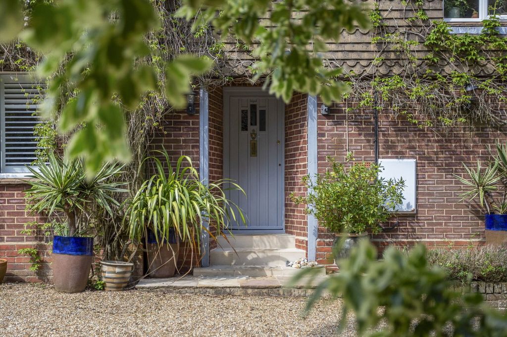 Property photo 3 of 30