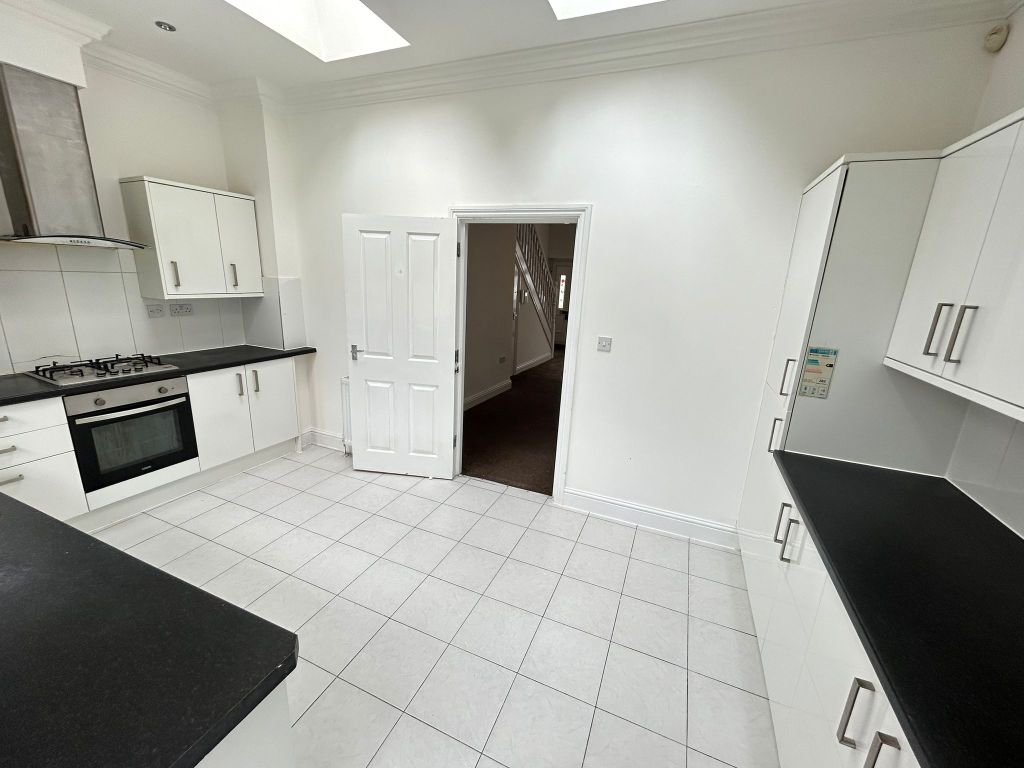 Property photo 3 of 29