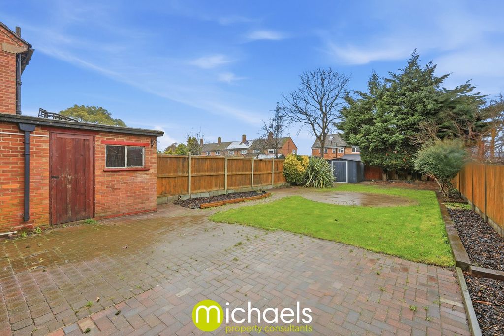 Property photo 2 of 21