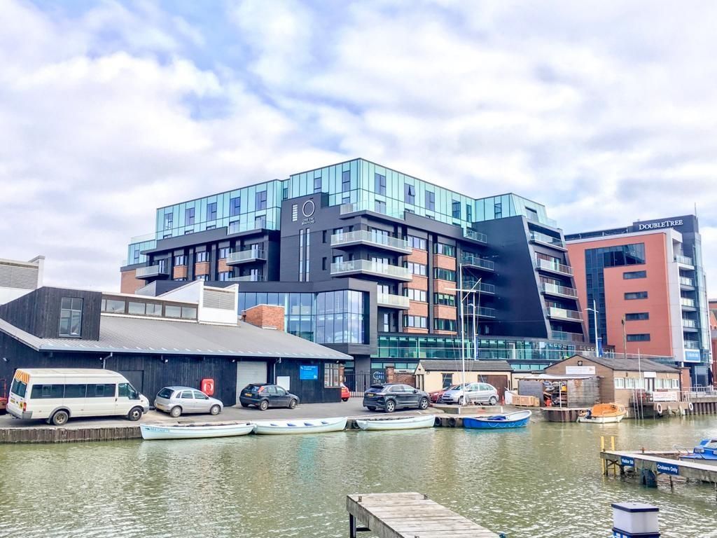 Property photo 2 of 14 Front