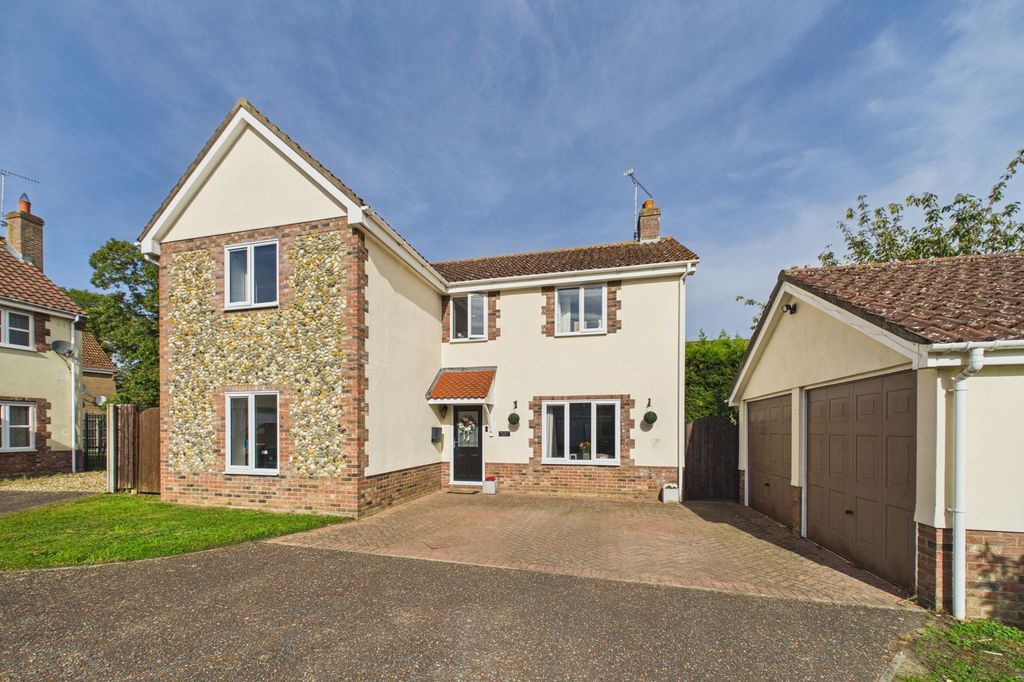 Property photo 1 of 23