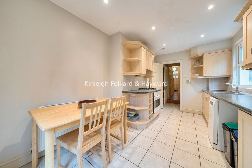 Property photo 3 of 17 Picture No. 04