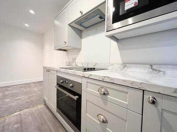 Property photo 2 of 8 Image