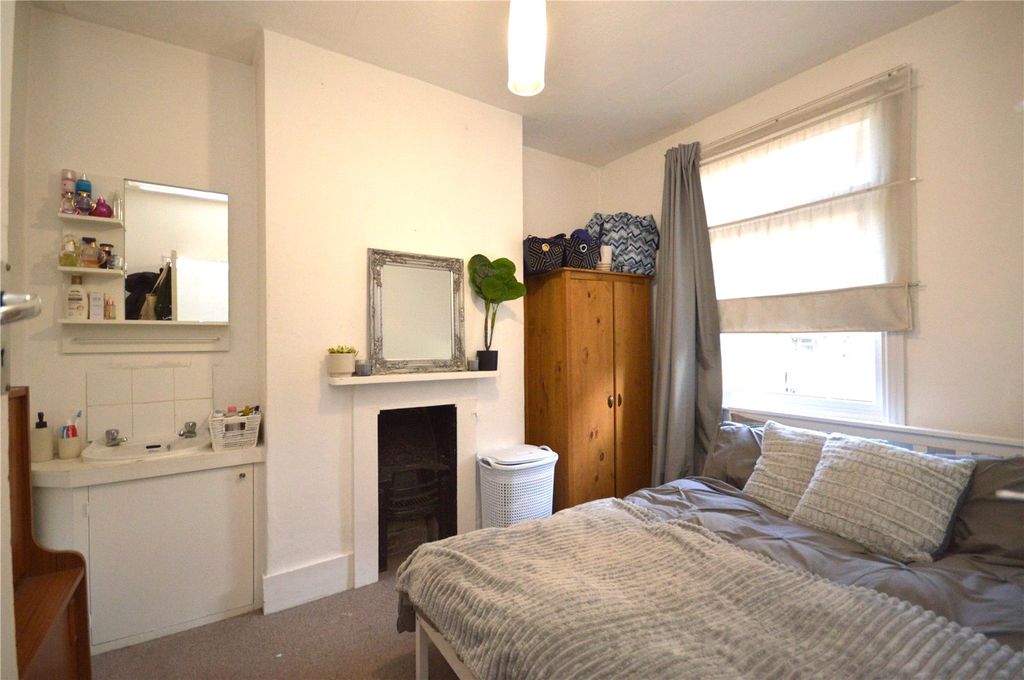 Property photo 2 of 7 Picture No. 11